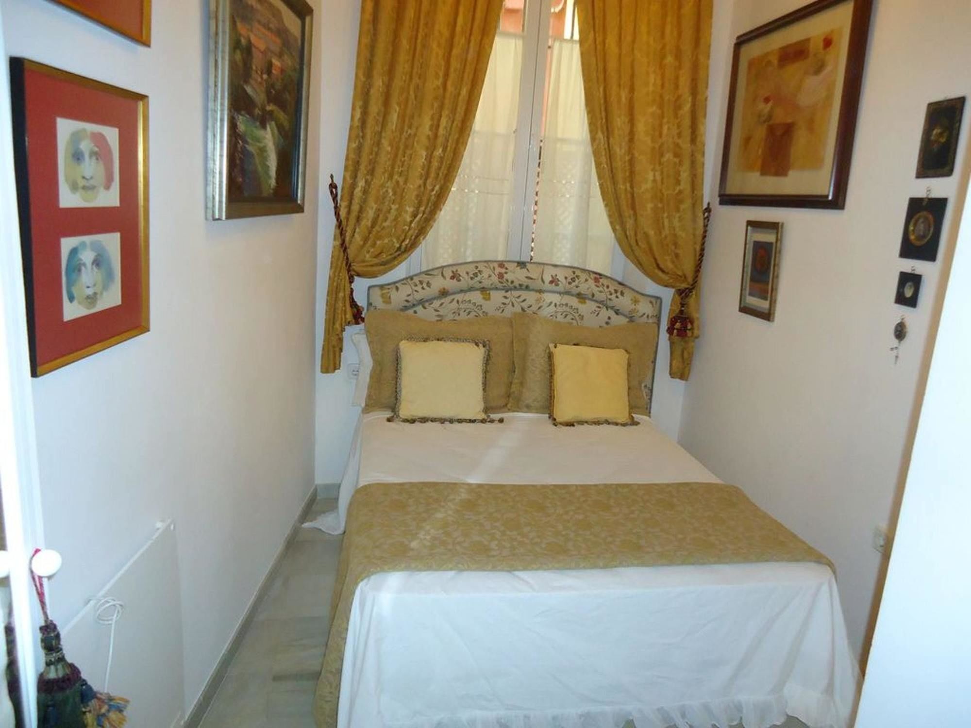 Apartamento House With 2 Bedrooms In Sevilla, With Enclosed Garden And Wifi - 80 K Sevilla